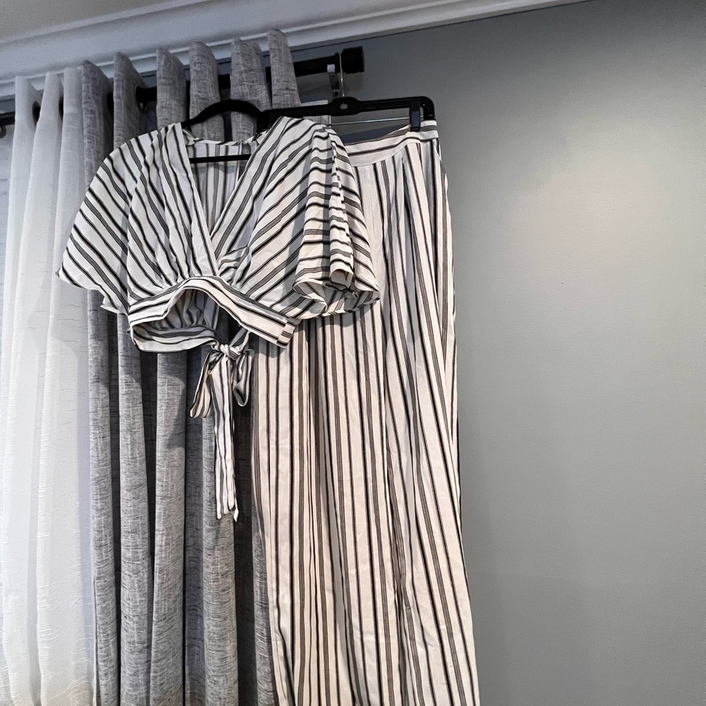 Stripped wide leg trousers